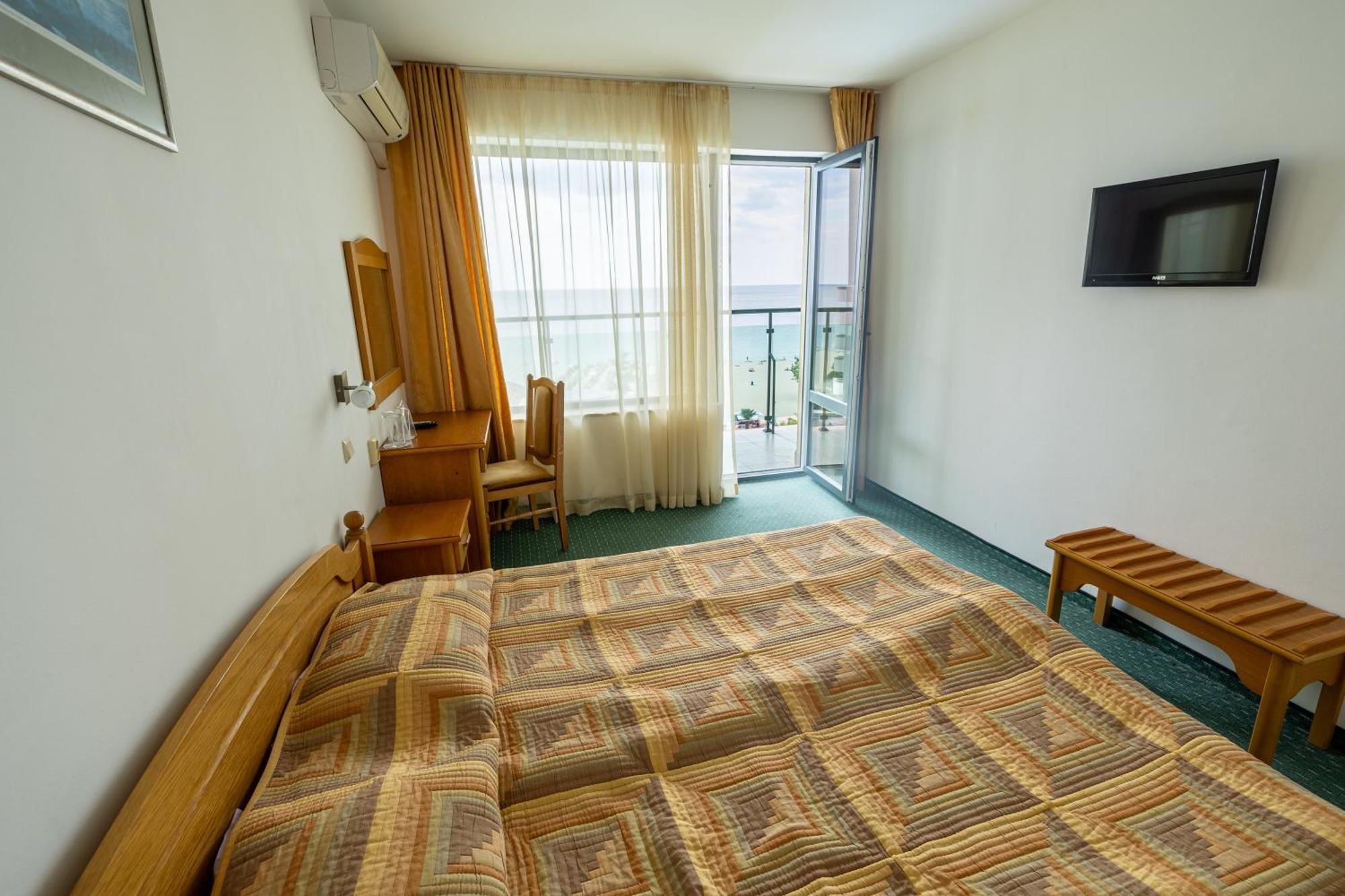 Hotel Slavyanski 3*
